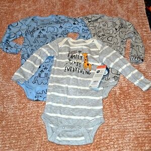 Gerber baby boy 3 pack long sleeve onesies size 12 months